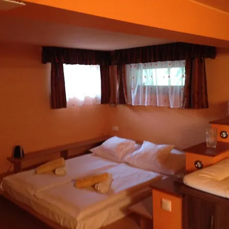 Vetesi Vendeghaz Guest house